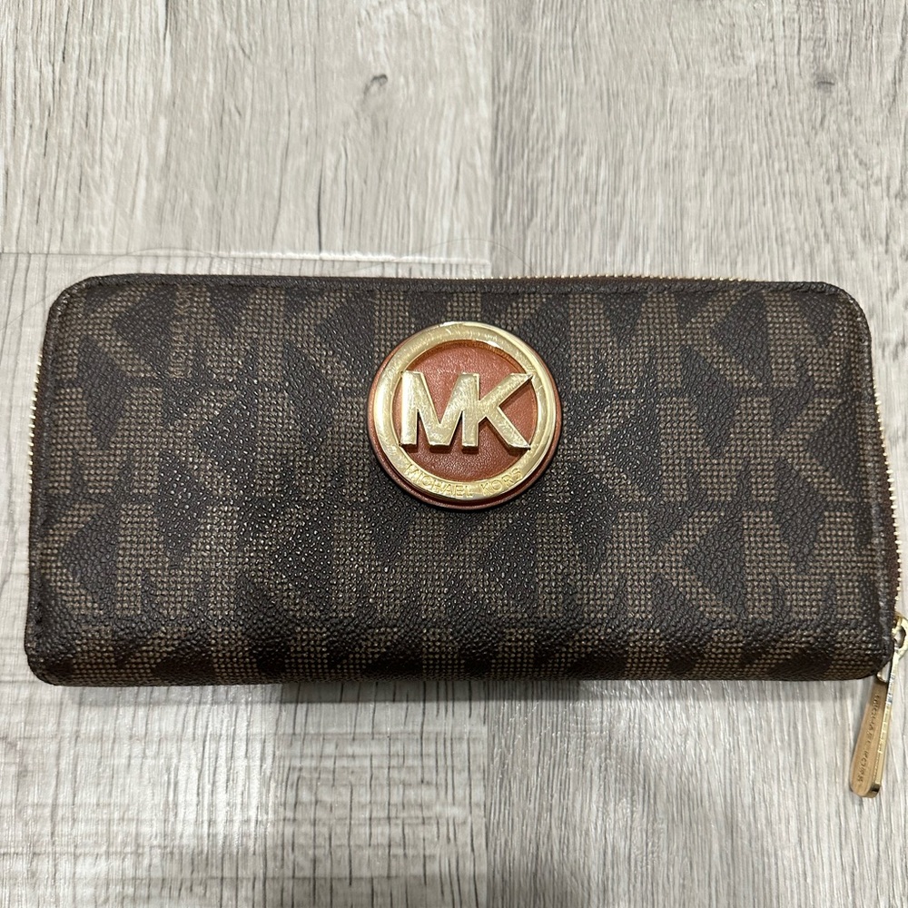 Michael Kors Women’s Wallet